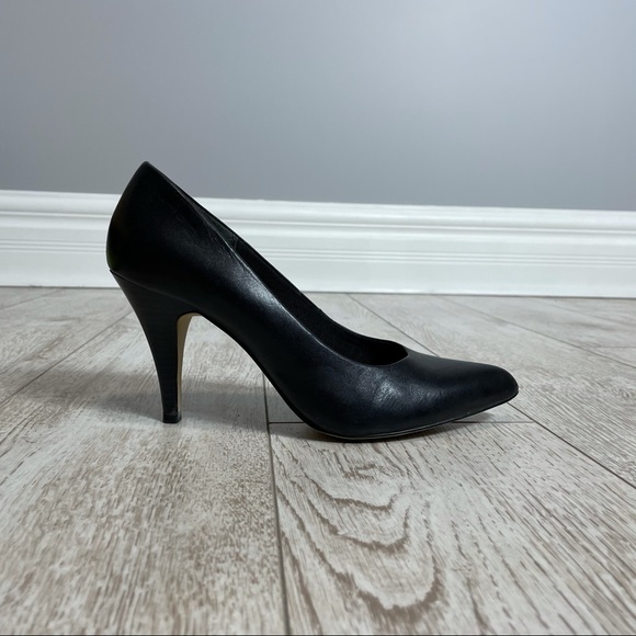 Aldo 39 black leather pointy toe heels pumps - Picture 2 of 5
